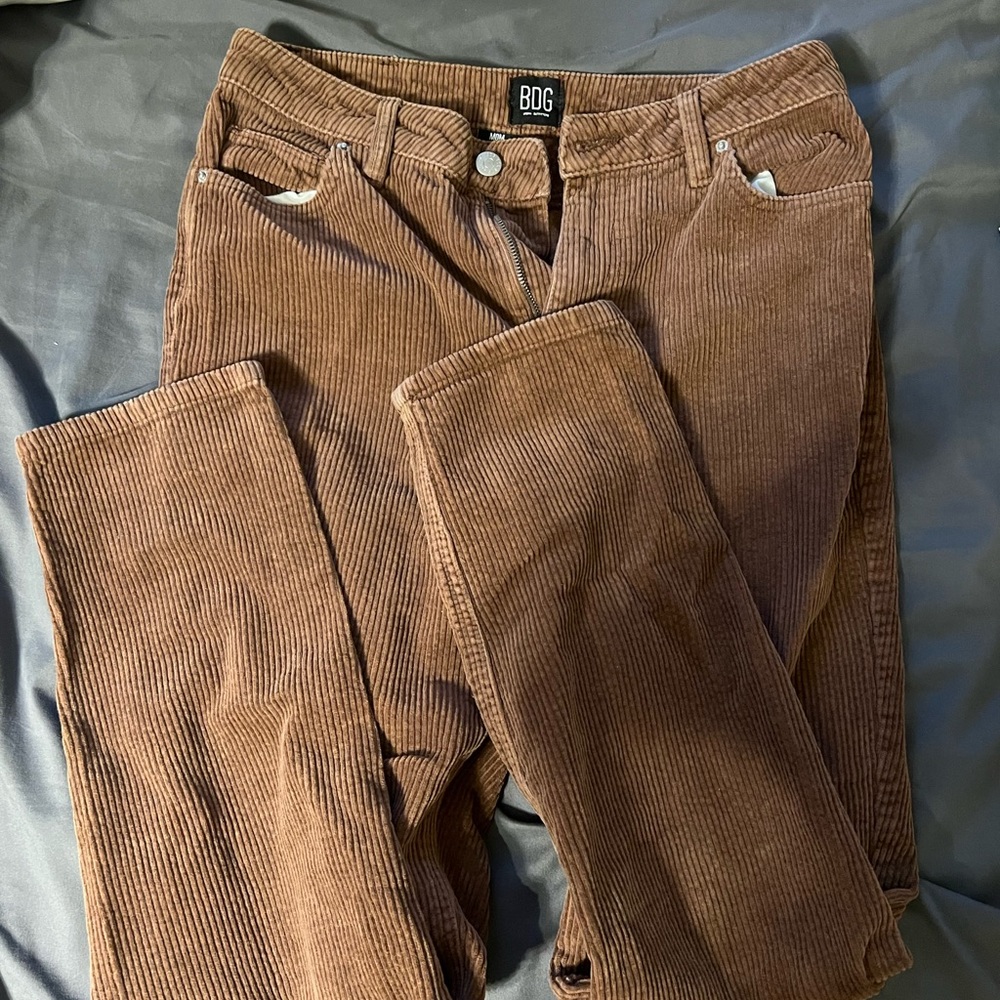 BDG MOM RISE CORDUROY PANTS